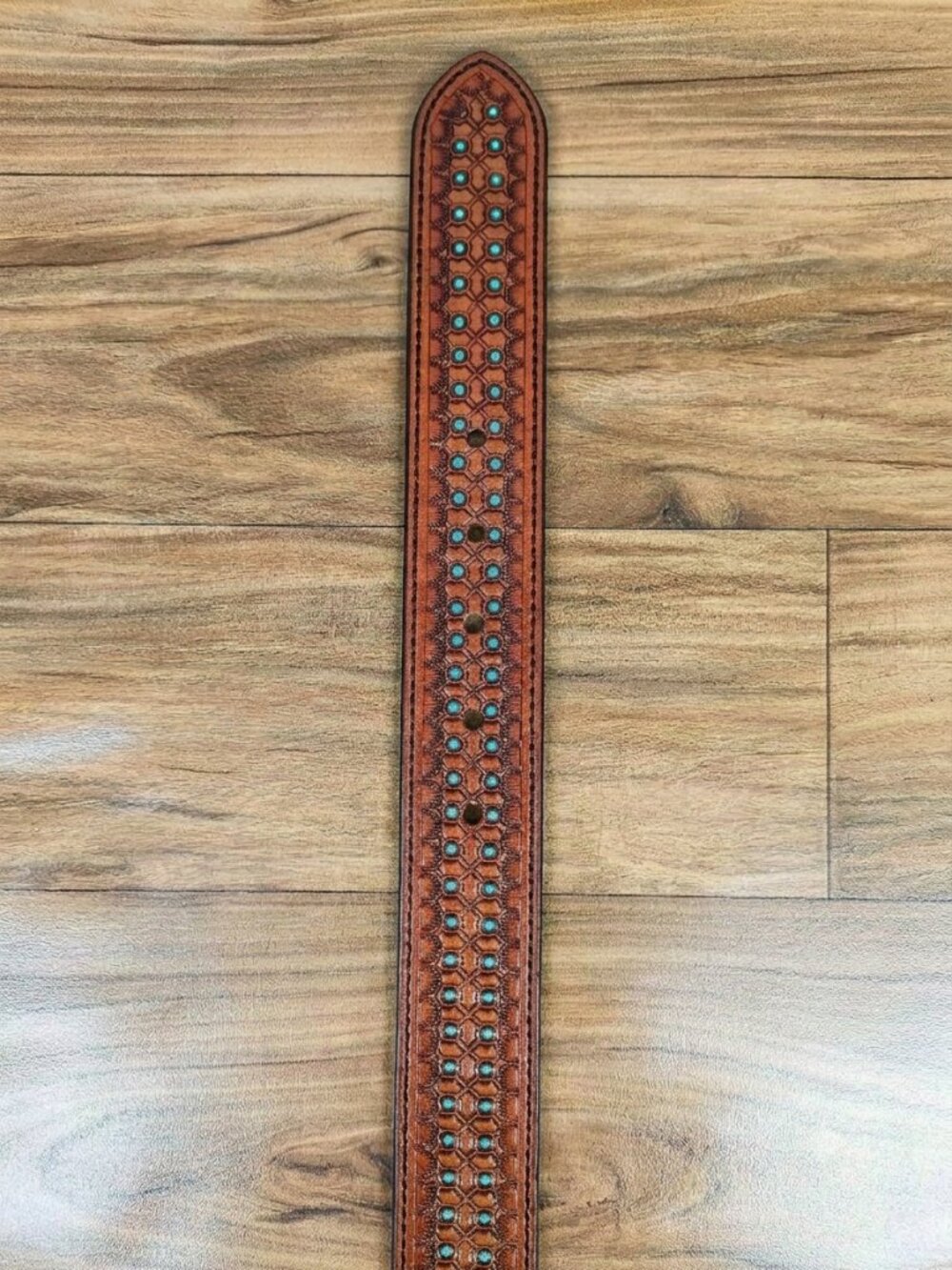 Western Honeycomb Tooled belt, Leather Embossed Belt with Turquoise Dots, Unisex - Picture 6 of 12